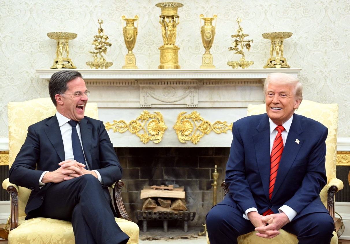 Марк Рютте назвал Трампа «папочкой» в контексте переговоров по Украине, чем очень польстил американскому президенту