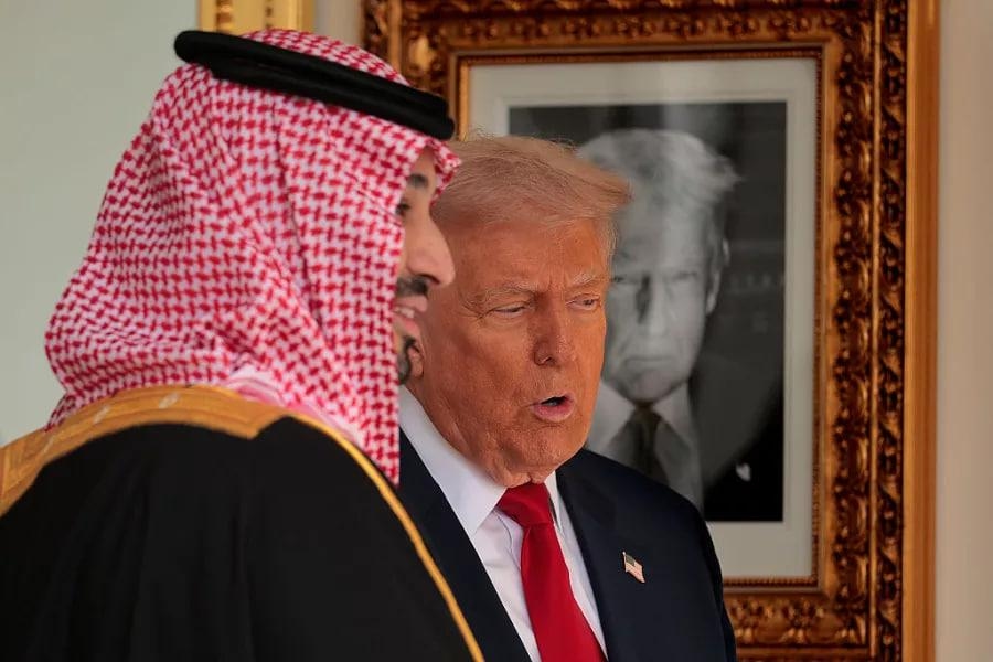 Фото: президент США Дональд Трамп и наследный принц Саудовской Аравии Мухаммед бин Салман, ноябрь 2025 / Getty Images