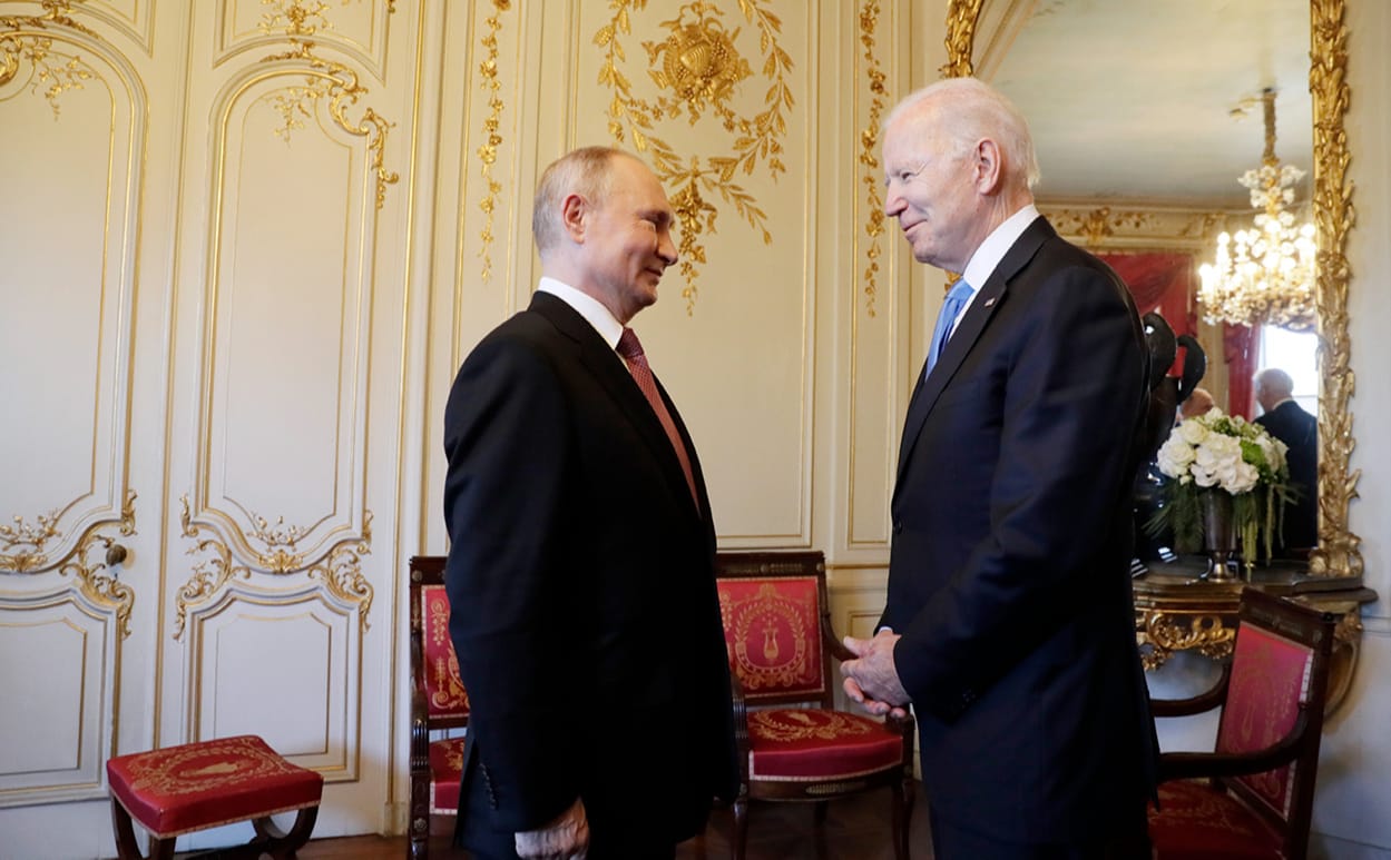 «Все наши самоограничения будут пересмотрены». Как США не дали Путину ударить ядерным оружием по Украине (отрывок из книги Вудворда «Война»)
